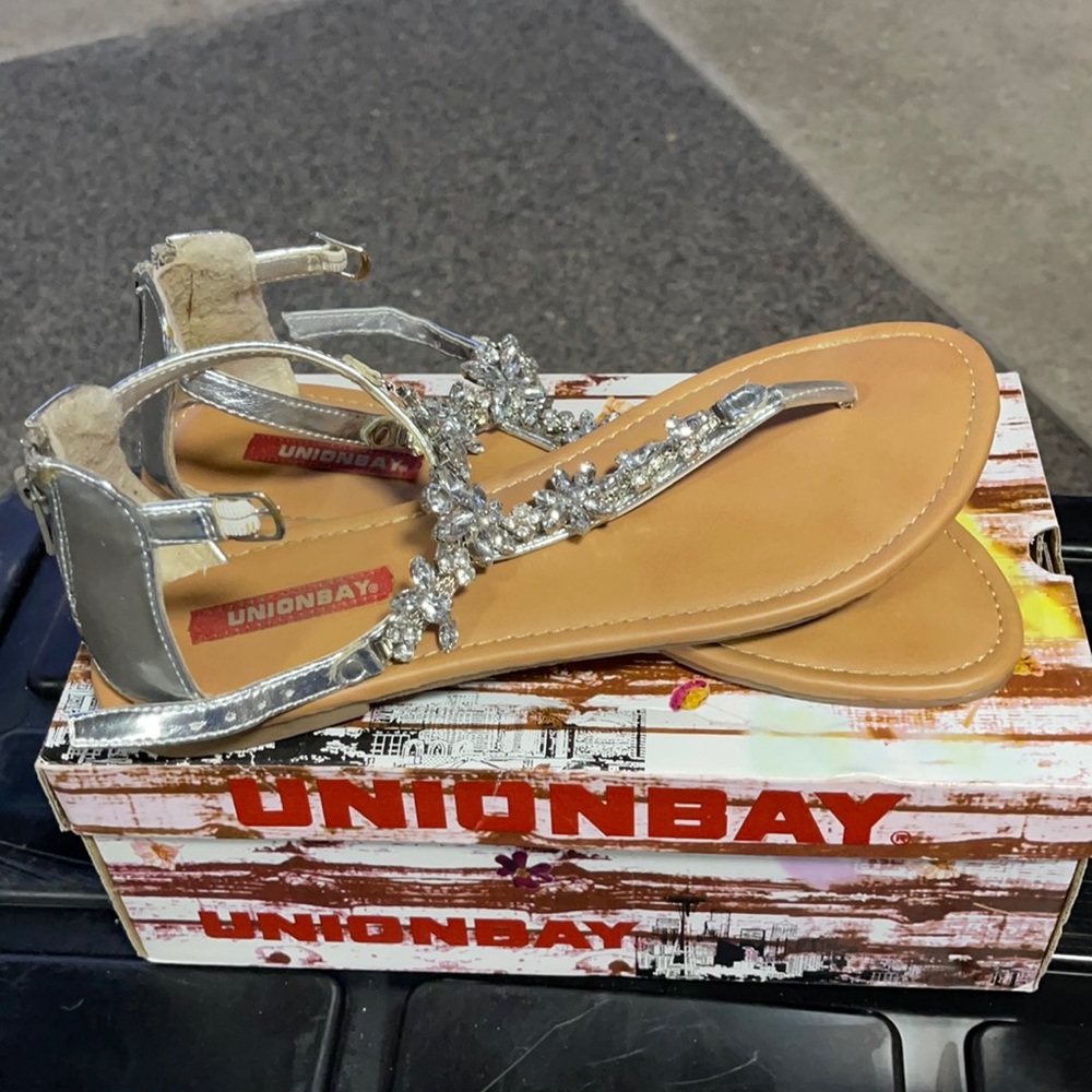 ✨Like New✨ Gem Sandals